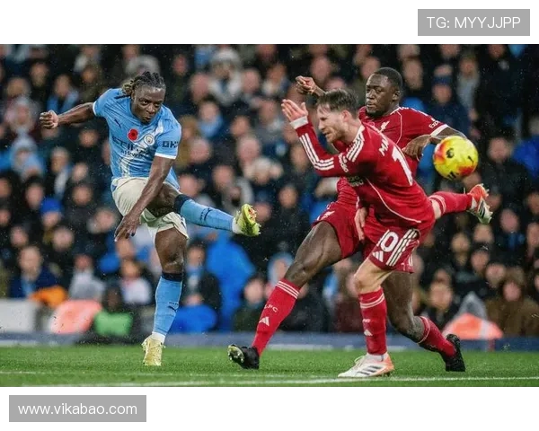 曼城与莱切斯城激战正酣谁能在英超赛场上笑到最后 曼城与莱切斯城激战正酣谁能在英超赛场上笑到最后