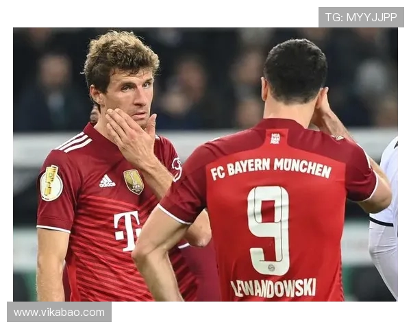 莱万重返德甲对决旧主拜仁球迷愤怒嘘声不断直指忘恩负义